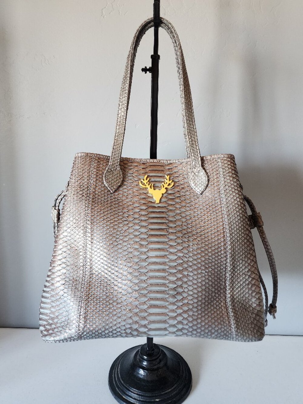 Taxidermy Tote "EUC"